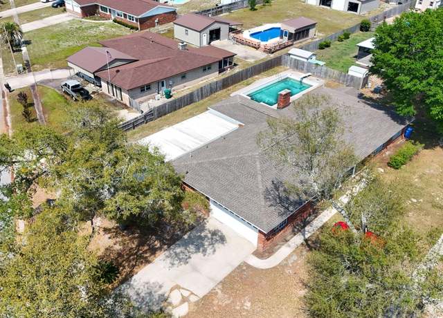 Property at 6001 Minneola St, Panama City, FL 32404, 4 beds, 3 baths