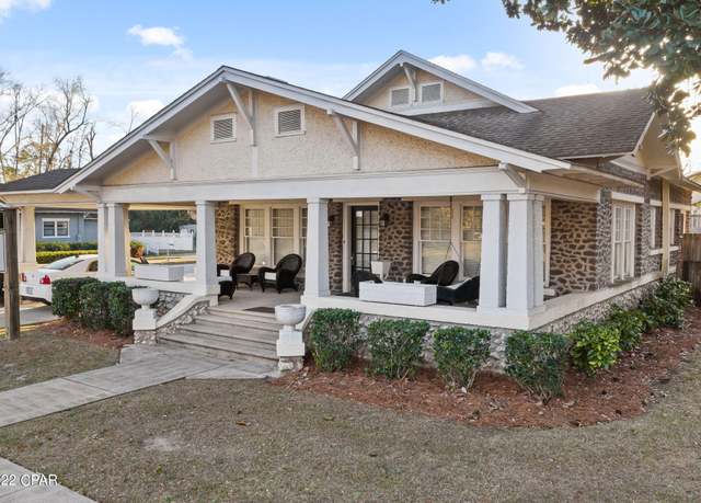 Property at 896 Main St, Chipley, FL 32428, 5 beds, 3 baths
