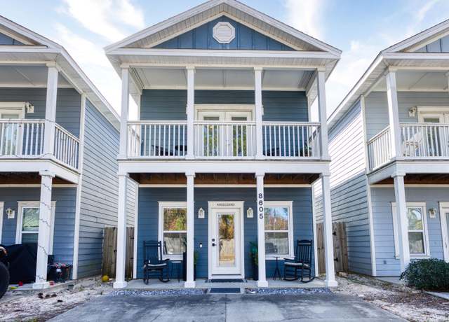 Property at 8605 Marlin Pl, Panama City, FL 32408, 3 beds, 2.5 baths