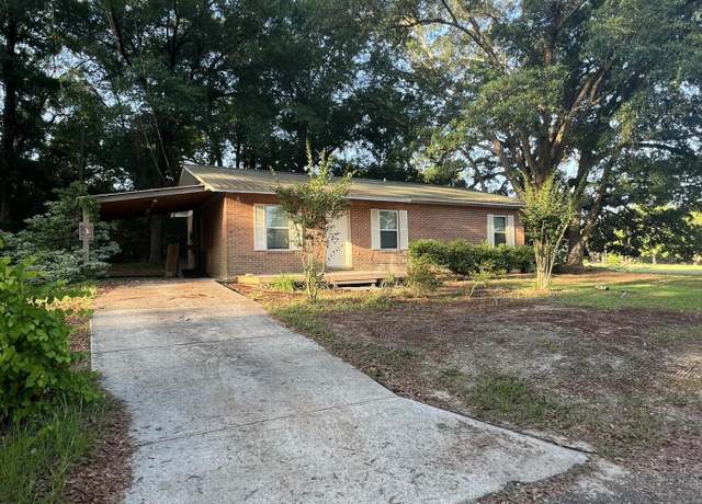 Property at 632 Hideaway Dr, Chipley, FL 32428, 3 beds, 1.5 baths