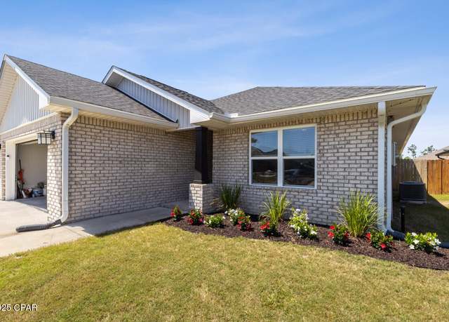 Property at 4717 Maegans Ridge Rd, Panama City, FL 32404, 3 beds, 2 baths