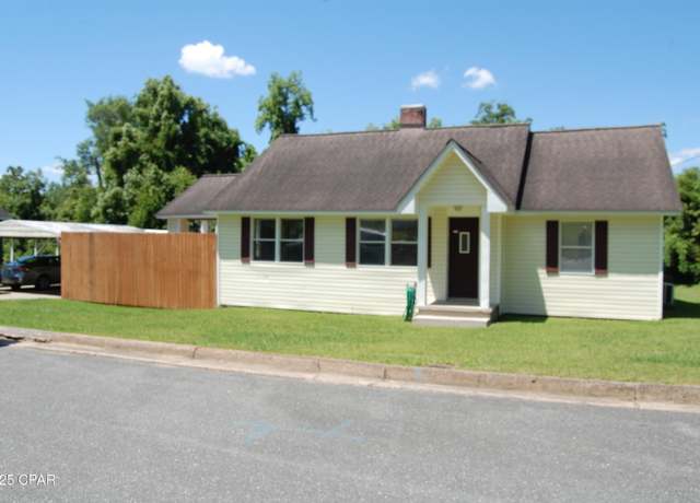 Property at 2959 Sylvia Dr, Marianna, FL 32446, 3 beds, 2 baths