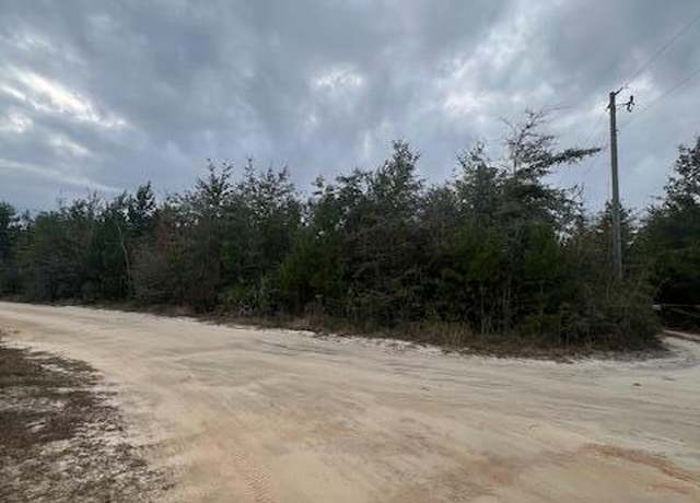 Property at 16433 Kathy Ln, Youngstown, FL 32466