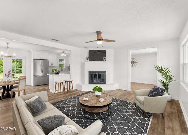 Property at 2020 Greenbriar Blvd, Lynn Haven, FL 32444, 3 beds, 2 baths