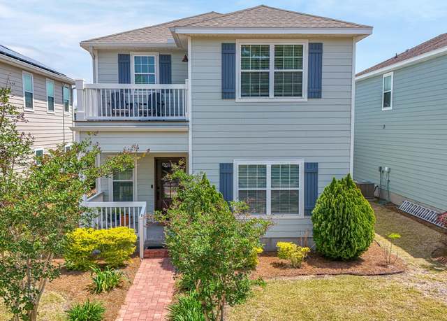 Property at 2409 Grandiflora Blvd, Panama City, FL 32408, 4 beds, 3.5 baths