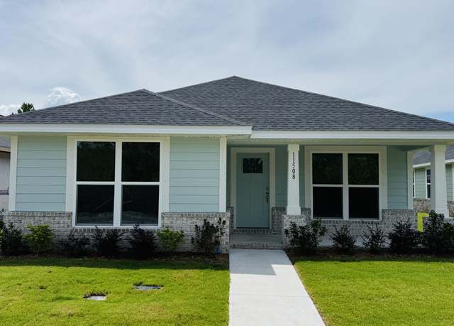 Property at 11508 Godart St, Panama City, FL 32404, 3 beds, 2 baths