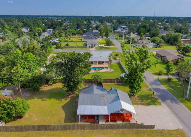 Property at 911 Indiana Ave, Lynn Haven, FL 32444, 3 beds, 2 baths