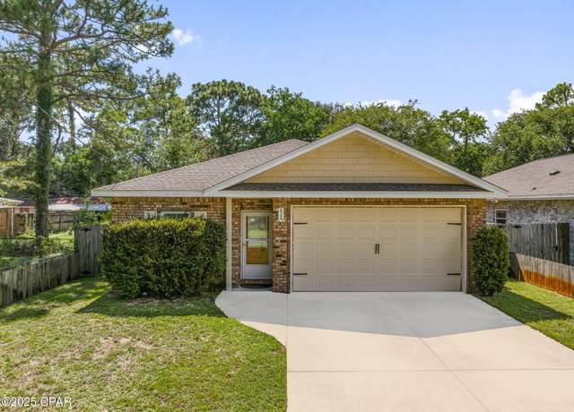 Property at 914 Nutmeg Ave, Niceville, FL 32578, 3 beds, 2 baths