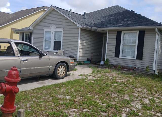 Property at 511 Mowat School Rd, Lynn Haven, FL 32444, 3 beds, 2 baths