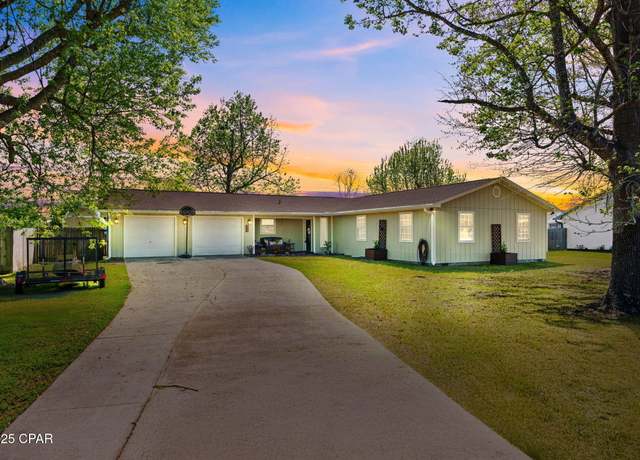 Property at 905 Colorado Ave, Lynn Haven, FL 32444, 3 beds, 2 baths