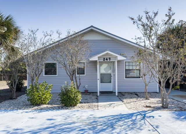 Property at 247 Poinsettia Dr, Panama City Beach, FL 32413, 3 beds, 2 baths