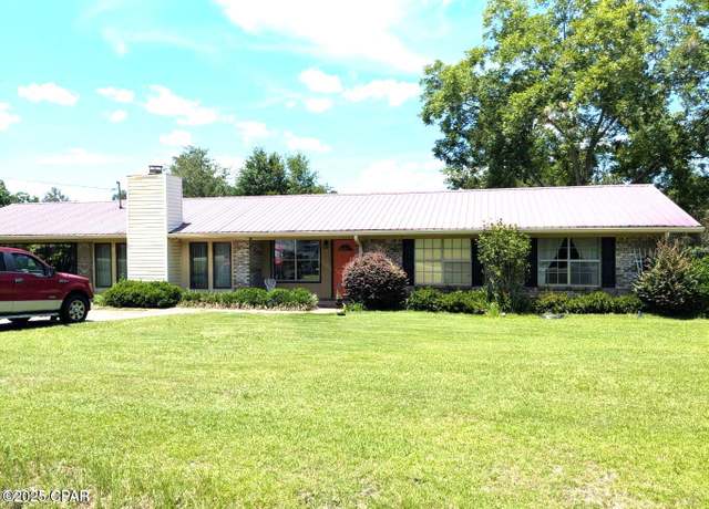 Property at 4962 Dogwood Dr, Marianna, FL 32446, 3 beds, 2 baths