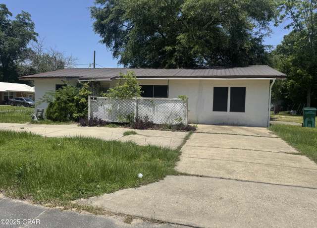 Property at 689 Deermont Cir, Chipley, FL 32428, 2 beds, 1 bath