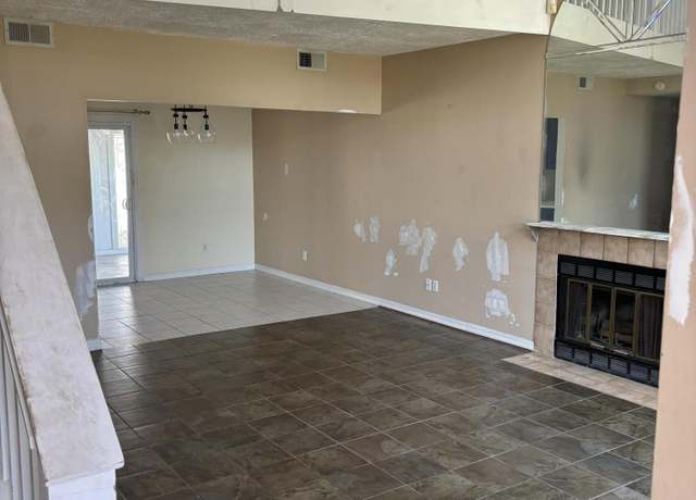 Property at 113 Michelle Ct, Panama City Beach, FL 32407, 4 beds, 2 baths