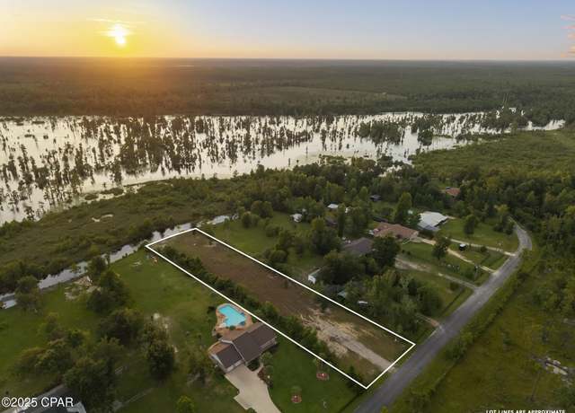 Property at 10629 Vickery Ln, Youngstown, FL 32466