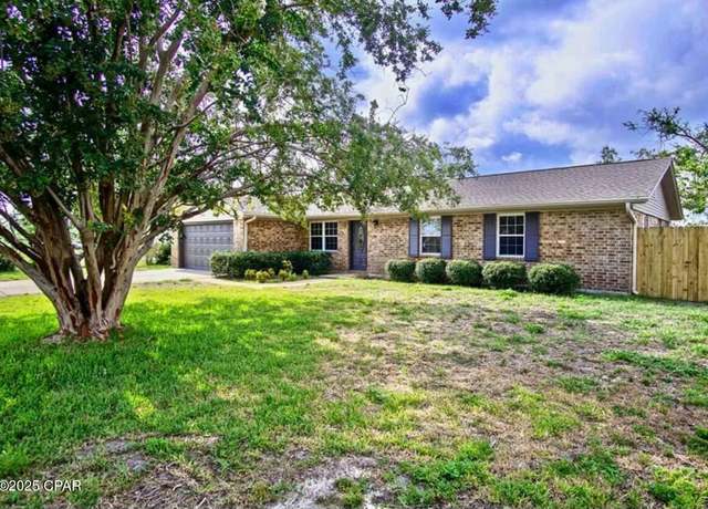 Property at 4126 Leslie Ln, Panama City, FL 32404, 3 beds, 2 baths