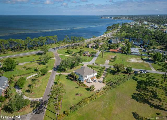 Property at 107 Dupont Dr, Port St Joe, FL 32456, 4 beds, 3 baths