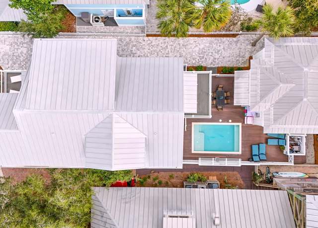 Property at 147 Parkshore Dr, Panama City Beach, FL 32413, 8 beds, 5.5 baths