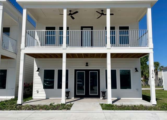 Property at 304 Long Ave, Port St. Joe, FL 32456, 3 beds, 2 baths