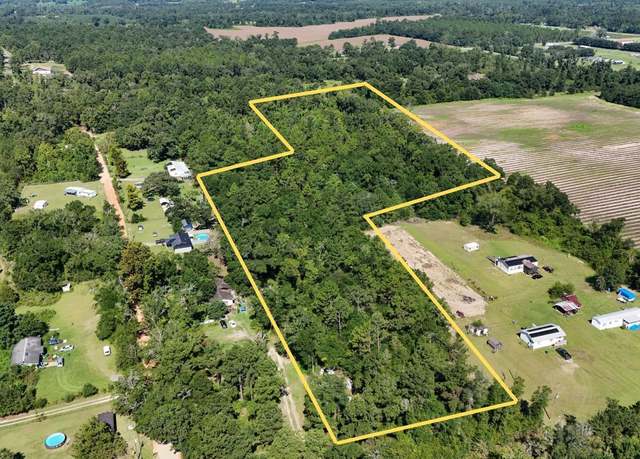 Property at 1836 Shamrock Ln, Chipley, FL 32428