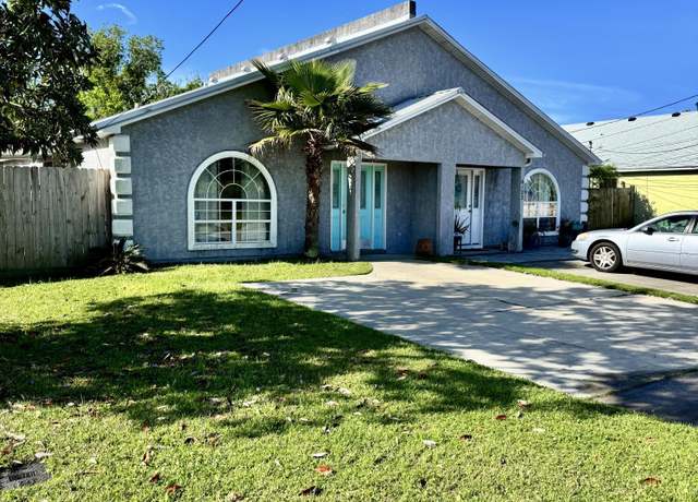 Property at 6121 Orange Plz, Panama City, FL 32408, 2 beds, 2 baths