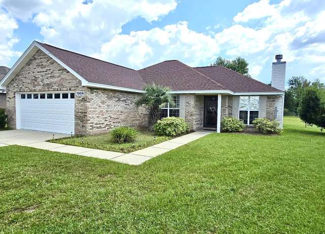 Property at 1904 Rhett Pl, Lynn Haven, FL 32444, 3 beds, 2 baths