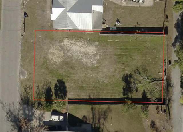 Property at 1018 Oak Ave, Panama City, FL 32401