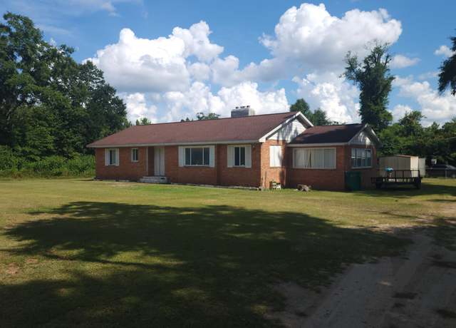 Property at 2363 Park Ave, Alford, FL 32420, 3 beds, 3 baths