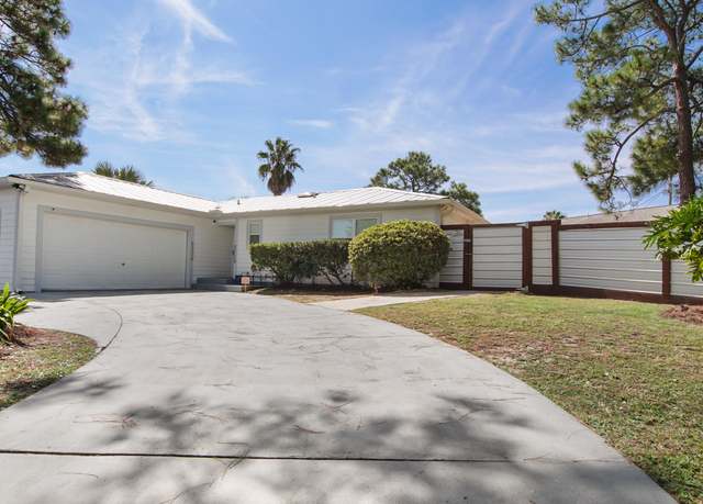 Property at 7425 S Lagoon Dr, Panama City, FL 32408, 3 beds, 2 baths