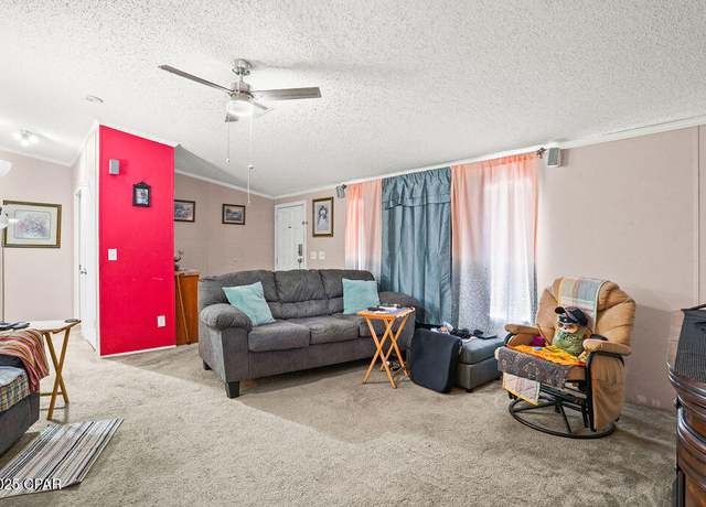 Property at 1837 Quail Roost Dr, Alford, FL 32420, 3 beds, 2 baths