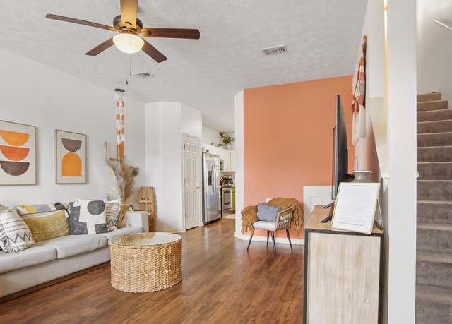 Property at 5802 Beach Dr, Panama City Beach, FL 32408, 2 beds, 2.5 baths