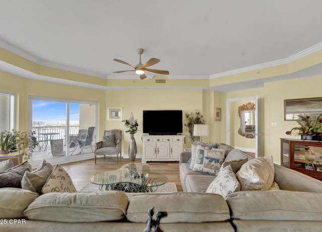 Property at 124 SE Miracle Strip 900 Pkwy, Fort Walton Beach, FL 32548, 3 beds, 3 baths