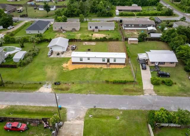 Property at 3118 F St, Panama City, FL 32404, 3 beds, 2 baths