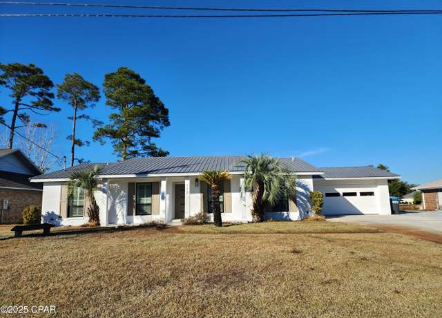 Property at 322 Greenwood Cir, Panama City Beach, FL 32407, 3 beds, 2 baths