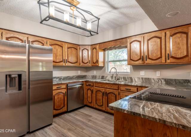 Property at 1439 2nd St, Panama City, FL 32409, 3 beds, 2 baths