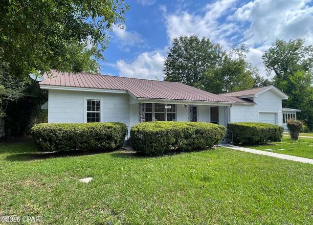Property at 4276 2nd Ave, Marianna, FL 32446, 2 beds, 1 bath