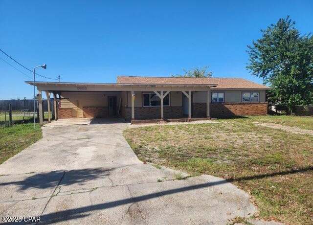 Property at 5233 Collins Dr, Panama City, FL 32404, 3 beds, 1.5 baths