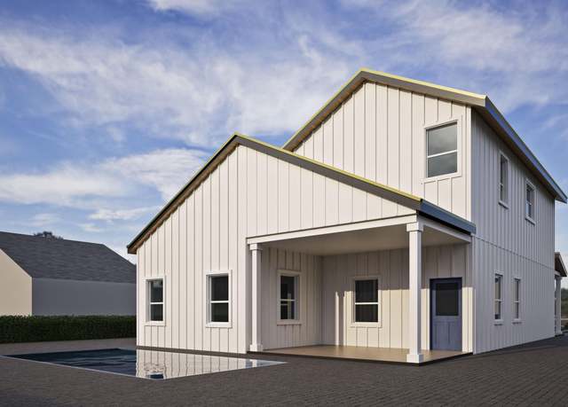 Property at 8204 Beach Dr, Panama City, FL 32408, 4 beds, 2.5 baths