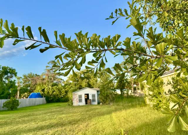 Property at 1407 Long Ave, Port St. Joe, FL 32456