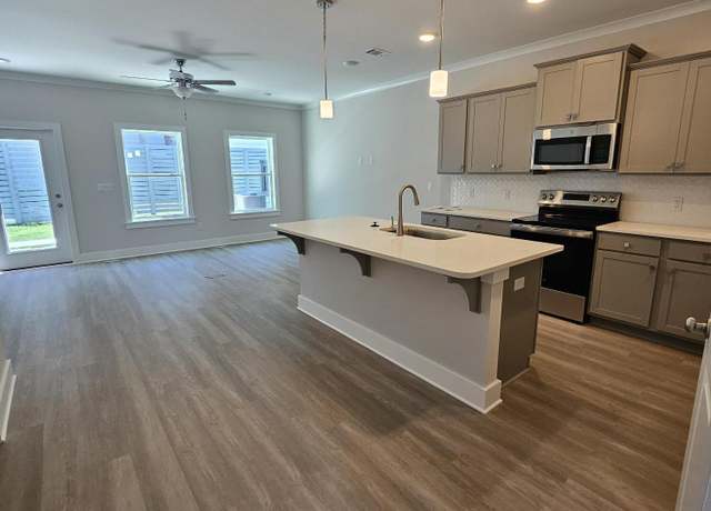 Property at 241 Skylah Ln #21, Panama City Beach, FL 32407, 3 beds, 2.5 baths