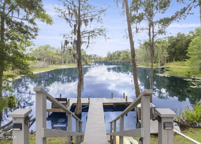 Property at 3899 Country Club Blvd, Chipley, FL 32428, 3 beds, 2 baths