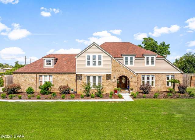Property at 3040 Kings Rd Rd, Panama City, FL 32405, 4 beds, 3 baths