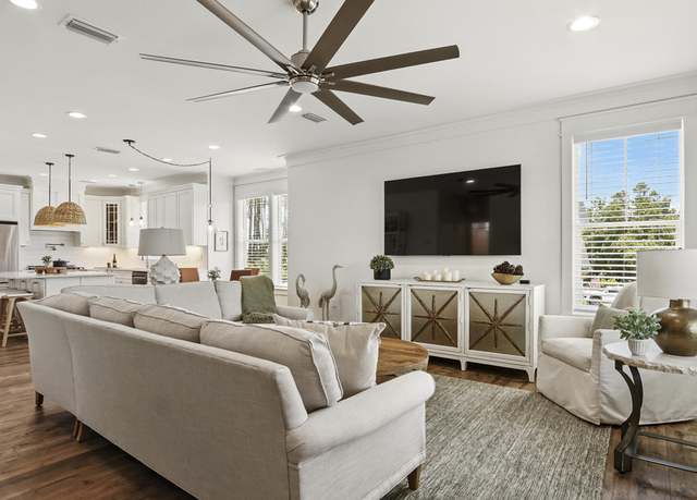 Property at 3555 Sanctuary Dr, Panama City, FL 32408, 5 beds, 3 baths