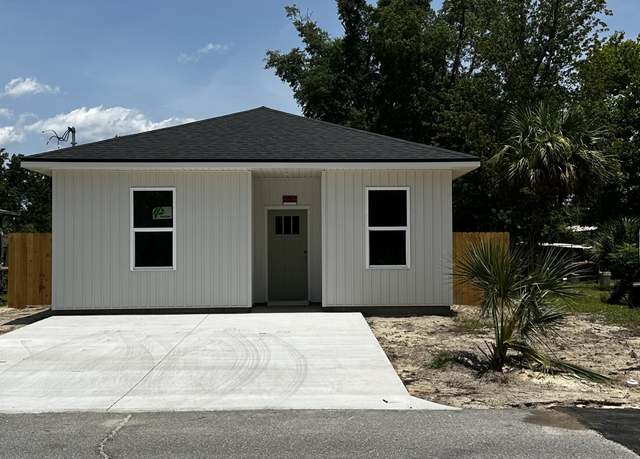 Property at 825 E 12th St, Panama City, FL 32401, 3 beds, 2 baths