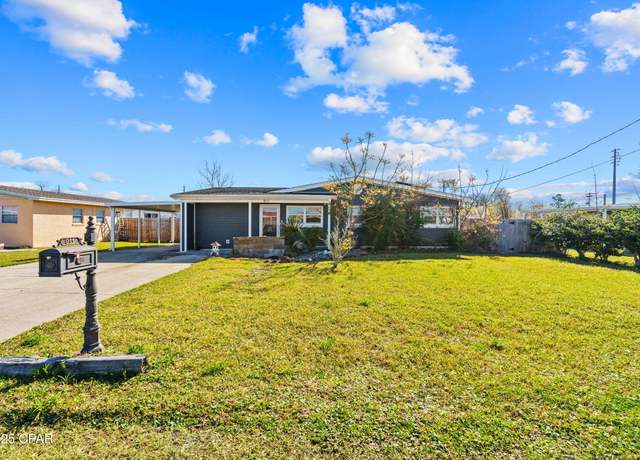 Property at 911 New York Ave, Lynn Haven, FL 32444, 3 beds, 2 baths
