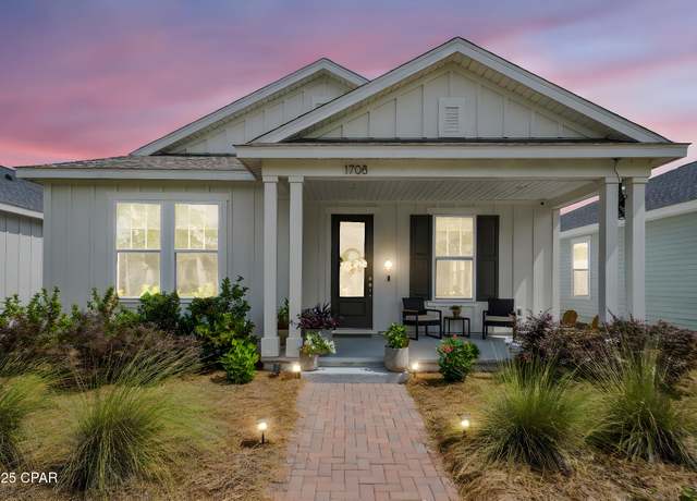 Property at 1708 Sumac Ct, Panama City, FL 32405, 3 beds, 2 baths