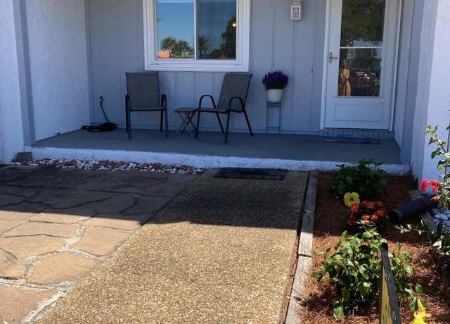 Property at 207 E 3rd St, Lynn Haven, FL 32444, 2 beds, 2.5 baths