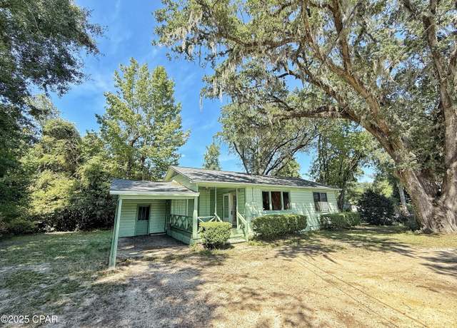 Property at 4200 Kelson Ave, Marianna, FL 32446, 2 beds, 1 bath