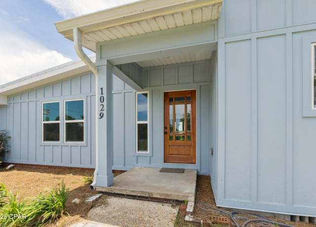 Property at 1029 Georgia Ave, Panama City, FL 32404, 4 beds, 2 baths