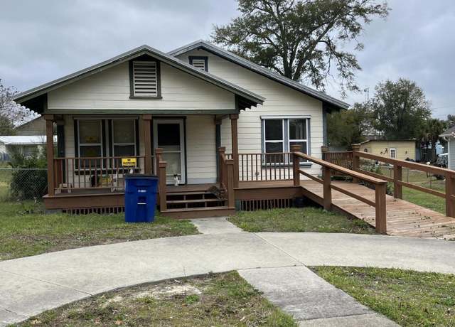 Property at 718 Oak Ave, Panama City, FL 32401, 3 beds, 1 bath